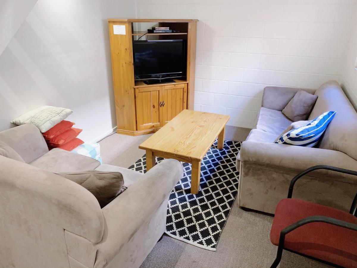 קווינבאיין Bayplay Beach Cottage - Pet Friendly מראה חיצוני תמונה