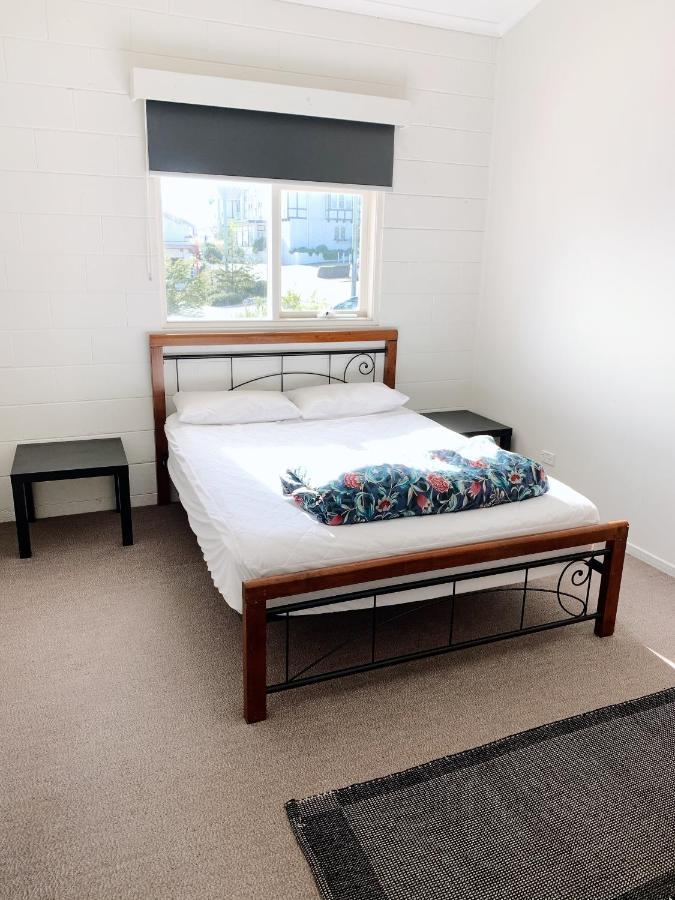 קווינבאיין Bayplay Beach Cottage - Pet Friendly מראה חיצוני תמונה