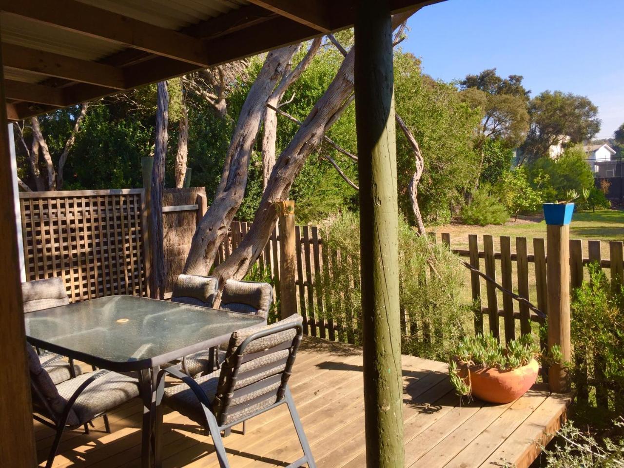 קווינבאיין Bayplay Beach Cottage - Pet Friendly מראה חיצוני תמונה