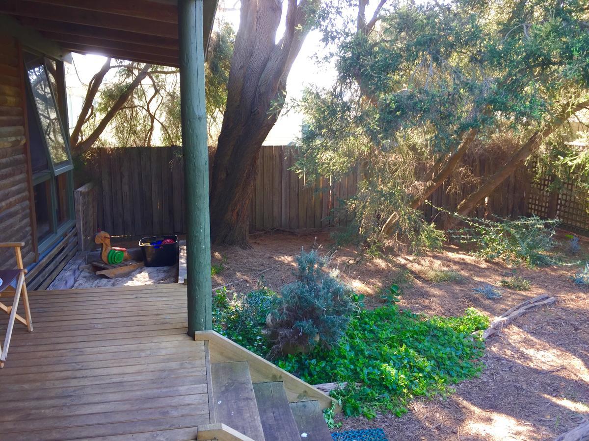 קווינבאיין Bayplay Beach Cottage - Pet Friendly מראה חיצוני תמונה