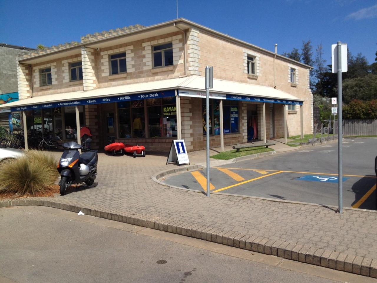 קווינבאיין Bayplay Beach Cottage - Pet Friendly מראה חיצוני תמונה